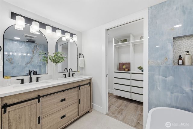 4364 151st Avenue SE, Bellevue, WA 98006