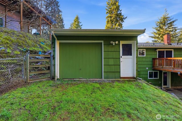 4364 151st Avenue SE, Bellevue, WA 98006
