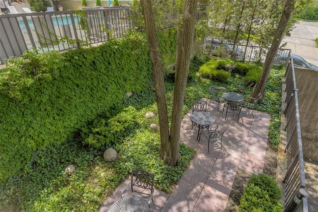 600 Admiral Boulevard 904, Kansas City, MO 64106