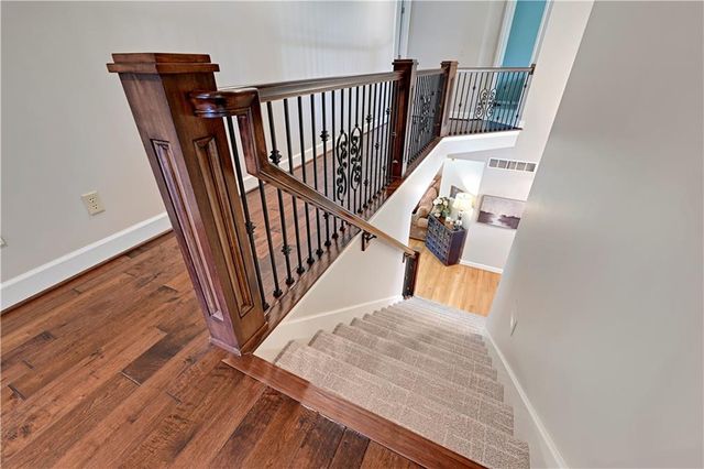 19212 W 64th Terrace, Shawnee, KS 66218