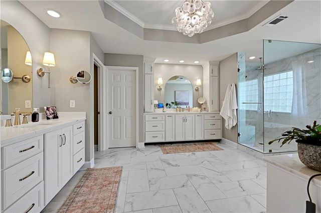 19212 W 64th Terrace, Shawnee, KS 66218