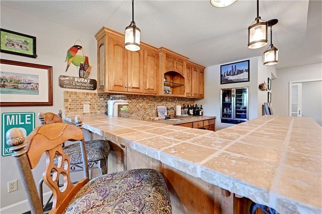 19212 W 64th Terrace, Shawnee, KS 66218