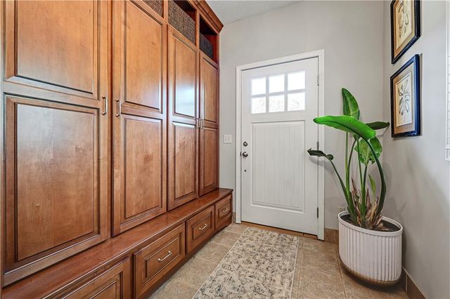 19212 W 64th Terrace, Shawnee, KS 66218