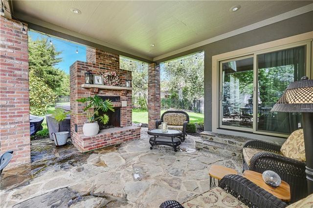 19212 W 64th Terrace, Shawnee, KS 66218