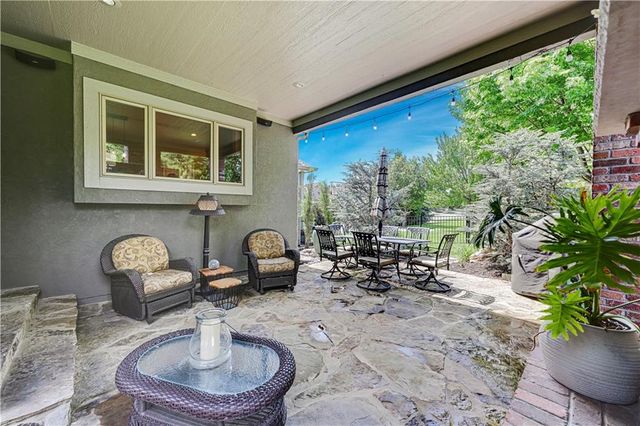 19212 W 64th Terrace, Shawnee, KS 66218