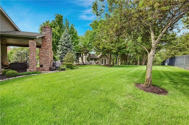 19212 W 64th Terrace, Shawnee, KS 66218