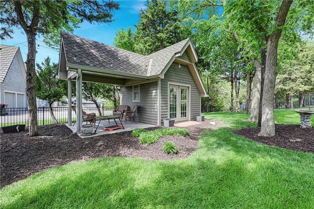 19212 W 64th Terrace, Shawnee, KS 66218