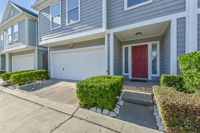7019 Woodridge Square Drive, Houston, TX 77087