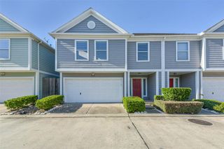 7019 Woodridge Square Drive, Houston, TX 77087