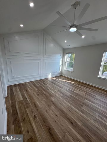 229 RIDGE AVE, Blackwood, NJ 08012