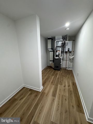 229 RIDGE AVE, Blackwood, NJ 08012