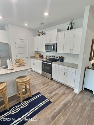 11404 Harrison Court, Ocean Springs, MS 39564