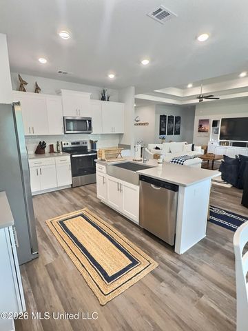 11404 Harrison Court, Ocean Springs, MS 39564
