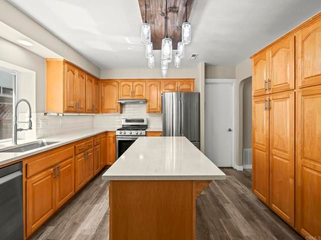 726 Fredricks Avenue, Oceanside, CA 92058