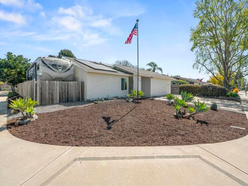 726 Fredricks Avenue, Oceanside, CA 92058