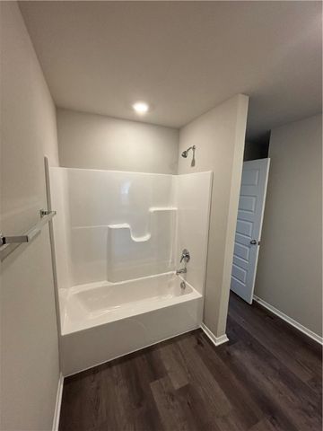 6507 NW Kathleen Street, Bentonville, AR 72713