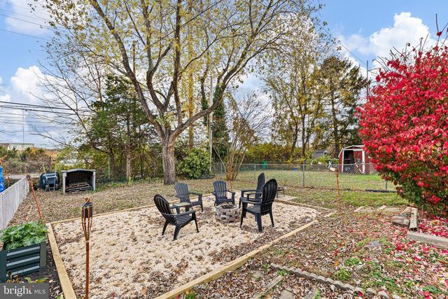 444 FOREST DR, Wilmington, DE 19804