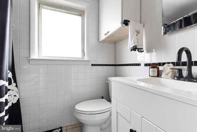 444 FOREST DR, Wilmington, DE 19804