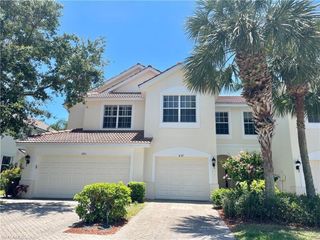 839 Hampton CIR # 149, Naples, FL 34105