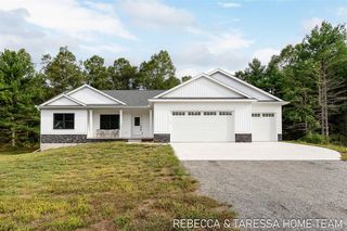 404 Sabine Drive 9, Muskegon, MI 49442