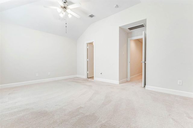 5941 South Loop E 1401, Houston, TX 77033