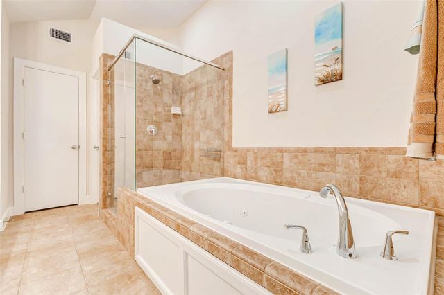 5941 South Loop E 1401, Houston, TX 77033