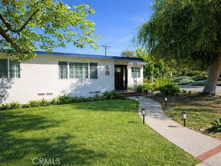 555 Hickory Lane, Pasadena, CA 91103