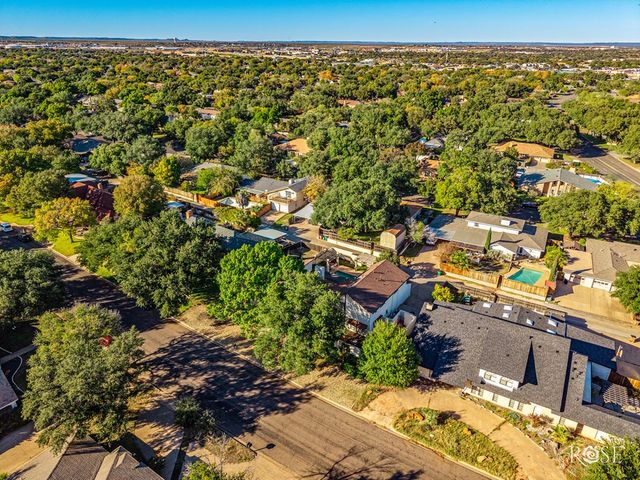 3010 Oak Mountain Trail, San Angelo, TX 76904