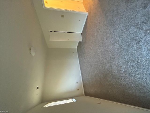 159 Windsor Castle Dr Apt D, Newport News, VA 23608