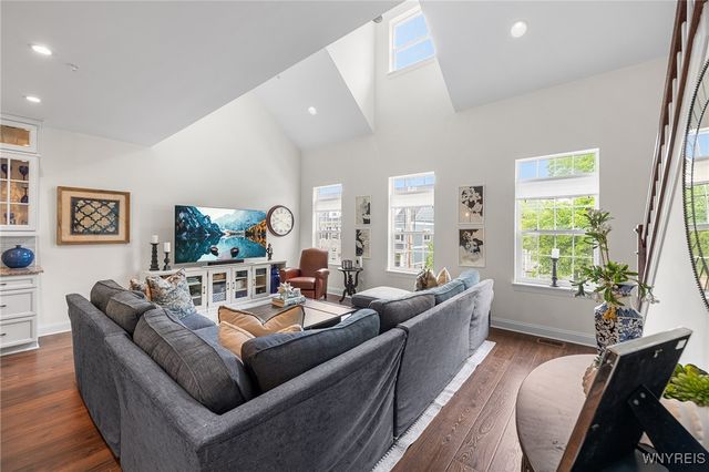 107 California Drive G, Amherst, NY 14221