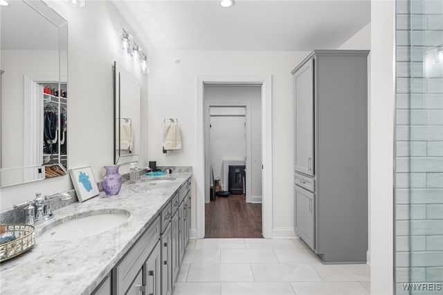 107 California Drive G, Amherst, NY 14221