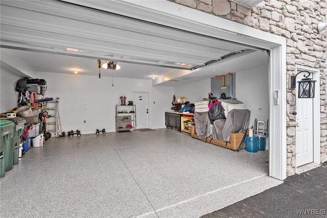 107 California Drive G, Amherst, NY 14221