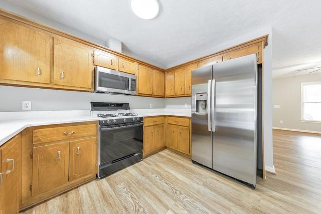 1398 Twin Mountain Lake Circle, Talking Rock, GA 30175