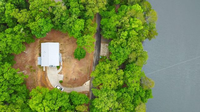 1398 Twin Mountain Lake Circle, Talking Rock, GA 30175