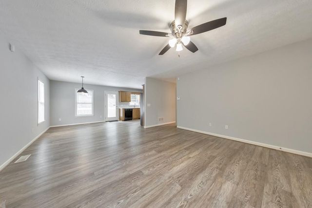 1398 Twin Mountain Lake Circle, Talking Rock, GA 30175