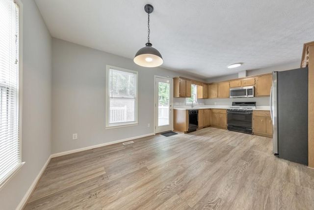 1398 Twin Mountain Lake Circle, Talking Rock, GA 30175