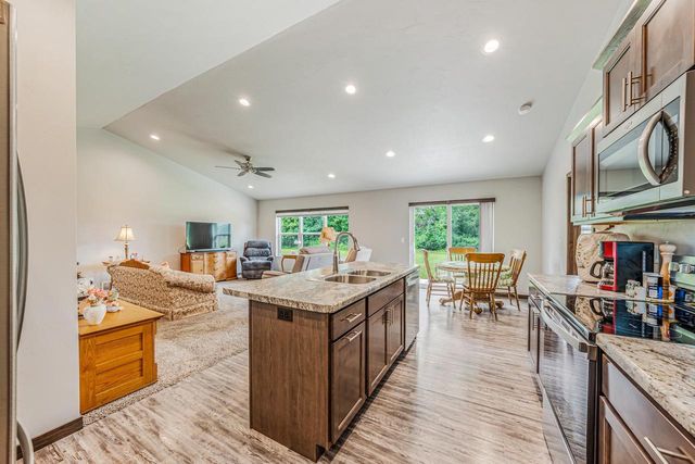 1532 LIBERTY AVENUE, Neenah, WI 54956