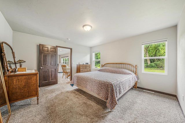1532 LIBERTY AVENUE, Neenah, WI 54956
