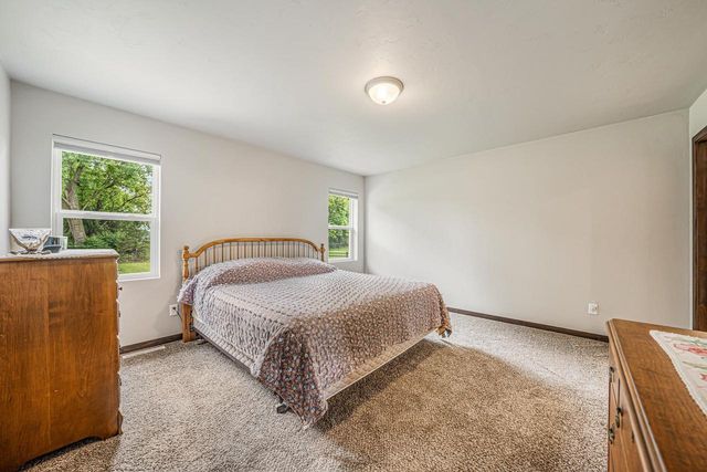1532 LIBERTY AVENUE, Neenah, WI 54956