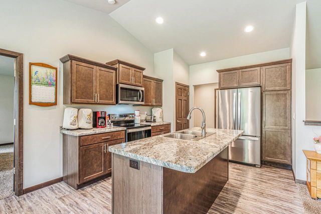 1532 LIBERTY AVENUE, Neenah, WI 54956