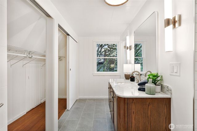 6203 39th Avenue NE, Seattle, WA 98115