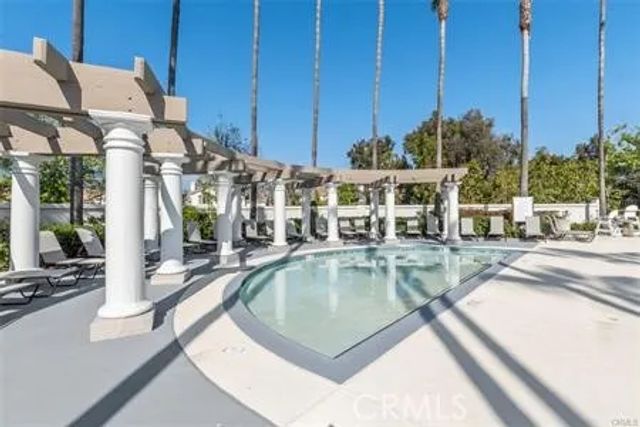 4 Via Solaz, Rancho Santa Margarita, CA 92688