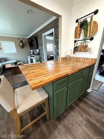 36261 Chaskey Street, Richmond, MI 48062