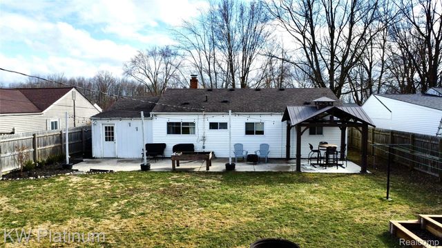 36261 Chaskey Street, Richmond, MI 48062