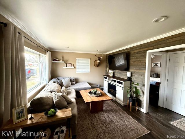 36261 Chaskey Street, Richmond, MI 48062