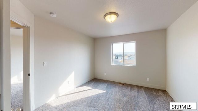 2592 Titan Dr, Rexburg, ID 83442