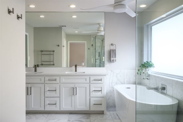 6639 Clearhaven Circle, Dallas, TX 75248