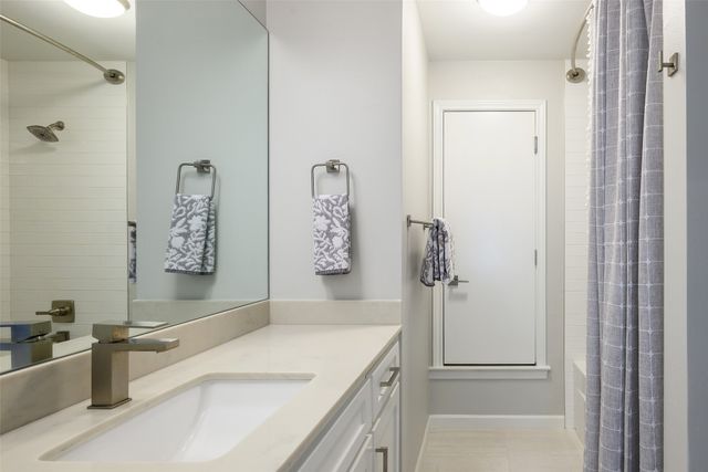 6639 Clearhaven Circle, Dallas, TX 75248