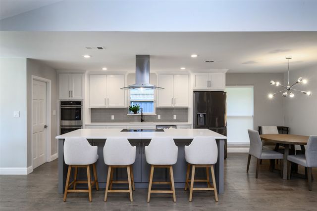 6639 Clearhaven Circle, Dallas, TX 75248