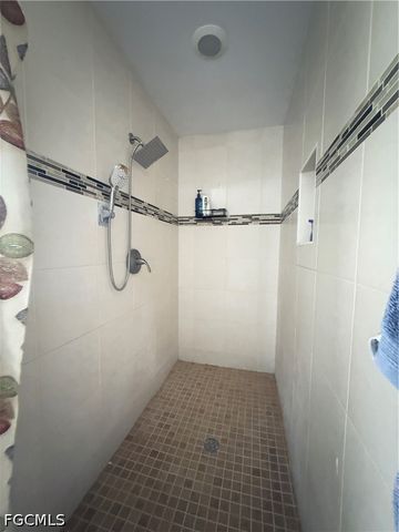 21 SW 24th PL, Cape Coral, FL 33991